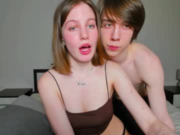couple Sex Cam Girls That Love To Be On Top with sabrinasexywitch
