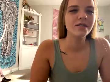 girl Sex Cam Girls That Love To Be On Top with olivebby02