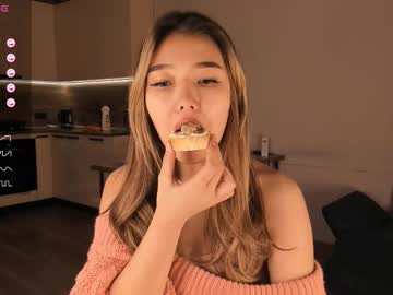 girl Sex Cam Girls That Love To Be On Top with miraann