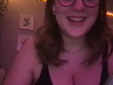 girl Sex Cam Girls That Love To Be On Top with bbaileywardd