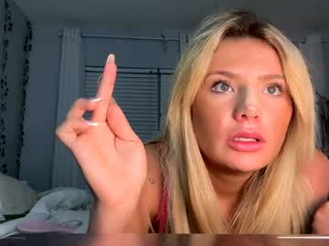 girl Sex Cam Girls That Love To Be On Top with sarahbabyyy19