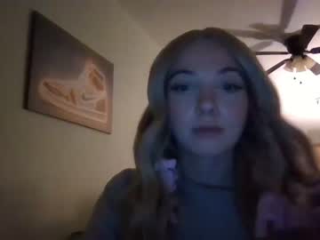 girl Sex Cam Girls That Love To Be On Top with angelgrl444