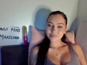 girl Sex Cam Girls That Love To Be On Top with ali_11_