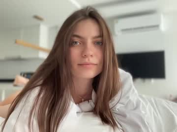 girl Sex Cam Girls That Love To Be On Top with kattyyy_catt