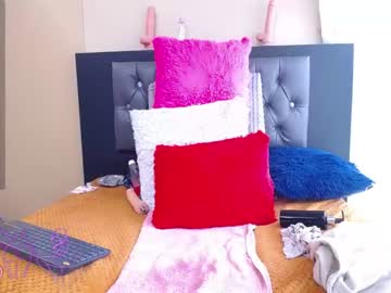 girl Sex Cam Girls That Love To Be On Top with hazel_34