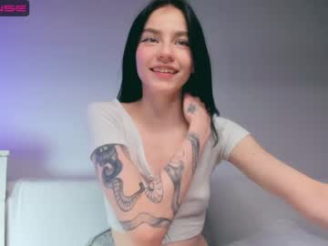 girl Sex Cam Girls That Love To Be On Top with gabbi_i