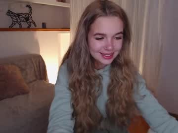 girl Sex Cam Girls That Love To Be On Top with little_kittty_