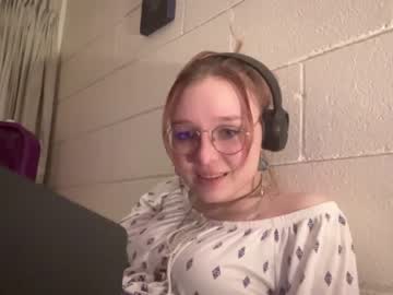 girl Sex Cam Girls That Love To Be On Top with lavender_lune