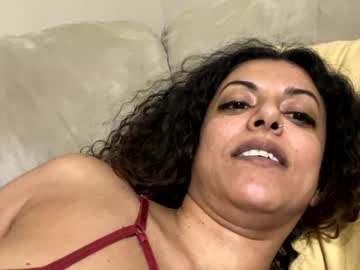 couple Sex Cam Girls That Love To Be On Top with lexilikescock