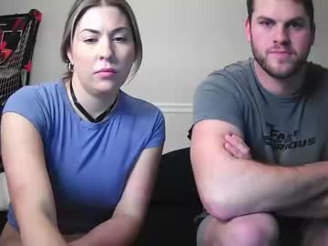 couple Sex Cam Girls That Love To Be On Top with sweet_kiki974