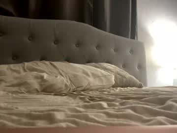 girl Sex Cam Girls That Love To Be On Top with valentinalove_