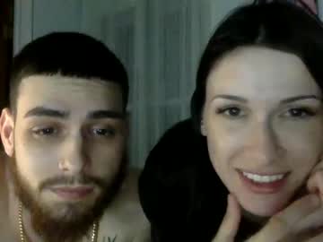 couple Sex Cam Girls That Love To Be On Top with alenyleex3