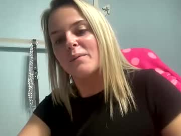 girl Sex Cam Girls That Love To Be On Top with goddesskatexo