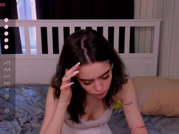 girl Sex Cam Girls That Love To Be On Top with connieambes