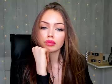 girl Sex Cam Girls That Love To Be On Top with melanybunny