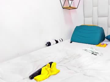 girl Sex Cam Girls That Love To Be On Top with laurenhorny_69