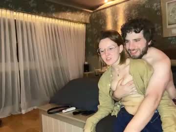 couple Sex Cam Girls That Love To Be On Top with green_eyed_scientist