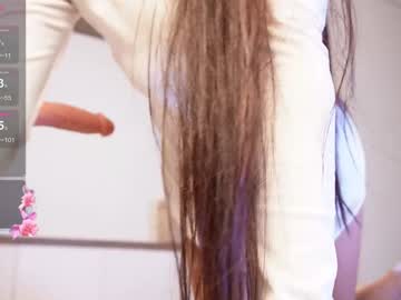 girl Sex Cam Girls That Love To Be On Top with moon_lips