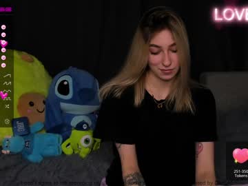 girl Sex Cam Girls That Love To Be On Top with alexis_six