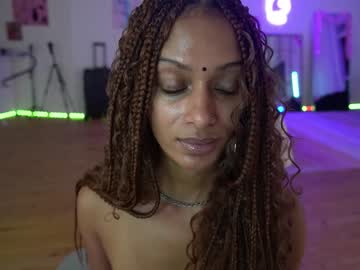 girl Sex Cam Girls That Love To Be On Top with sasha_amour