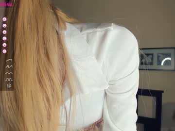 girl Sex Cam Girls That Love To Be On Top with white_vsensation