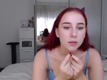 girl Sex Cam Girls That Love To Be On Top with maddiemeekxo