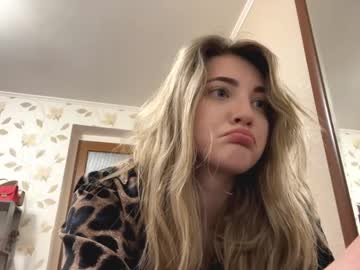girl Sex Cam Girls That Love To Be On Top with dawnbluett
