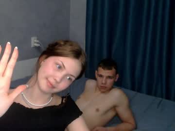 couple Sex Cam Girls That Love To Be On Top with luckysex_