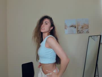girl Sex Cam Girls That Love To Be On Top with sweetfilling