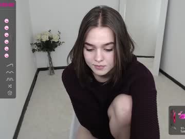 girl Sex Cam Girls That Love To Be On Top with addelin_moon