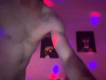 couple Sex Cam Girls That Love To Be On Top with catinthehat_69