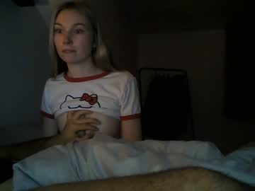 couple Sex Cam Girls That Love To Be On Top with hornycoupledn
