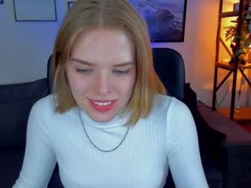 girl Sex Cam Girls That Love To Be On Top with milvus_nol