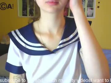 girl Sex Cam Girls That Love To Be On Top with emeliya_wer