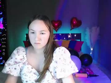 girl Sex Cam Girls That Love To Be On Top with little_doll_meow
