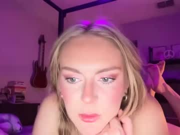 girl Sex Cam Girls That Love To Be On Top with littleangelkittyy