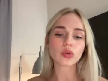 girl Sex Cam Girls That Love To Be On Top with alexagrayfreeforyou