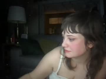 girl Sex Cam Girls That Love To Be On Top with lucybrass