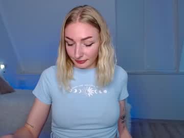 girl Sex Cam Girls That Love To Be On Top with little_kittycatt