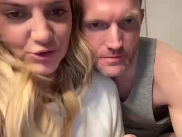 couple Sex Cam Girls That Love To Be On Top with danm66