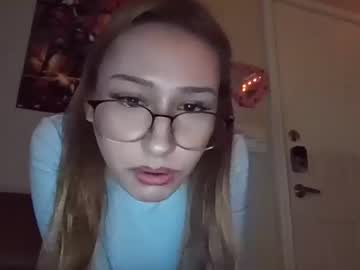 girl Sex Cam Girls That Love To Be On Top with madiosnrios