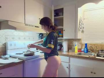 girl Sex Cam Girls That Love To Be On Top with bustyciara
