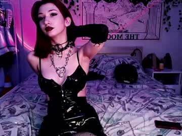 girl Sex Cam Girls That Love To Be On Top with gothdesss