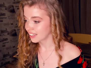 girl Sex Cam Girls That Love To Be On Top with chia_silver
