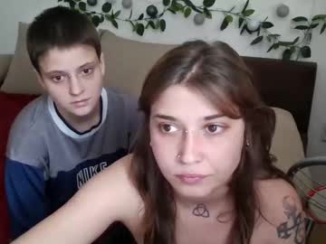 couple Sex Cam Girls That Love To Be On Top with aliens4twenty