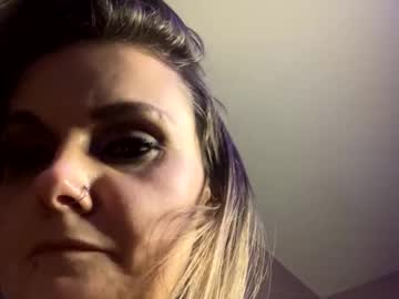 couple Sex Cam Girls That Love To Be On Top with yourdirtygirlfriend