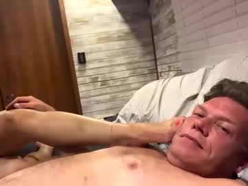 couple Sex Cam Girls That Love To Be On Top with sexytallexhibitionist