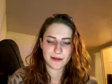 girl Sex Cam Girls That Love To Be On Top with skylarsdancing