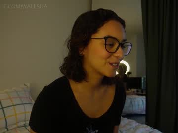 girl Sex Cam Girls That Love To Be On Top with walesita