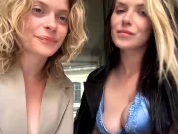 couple Sex Cam Girls That Love To Be On Top with lookatus711